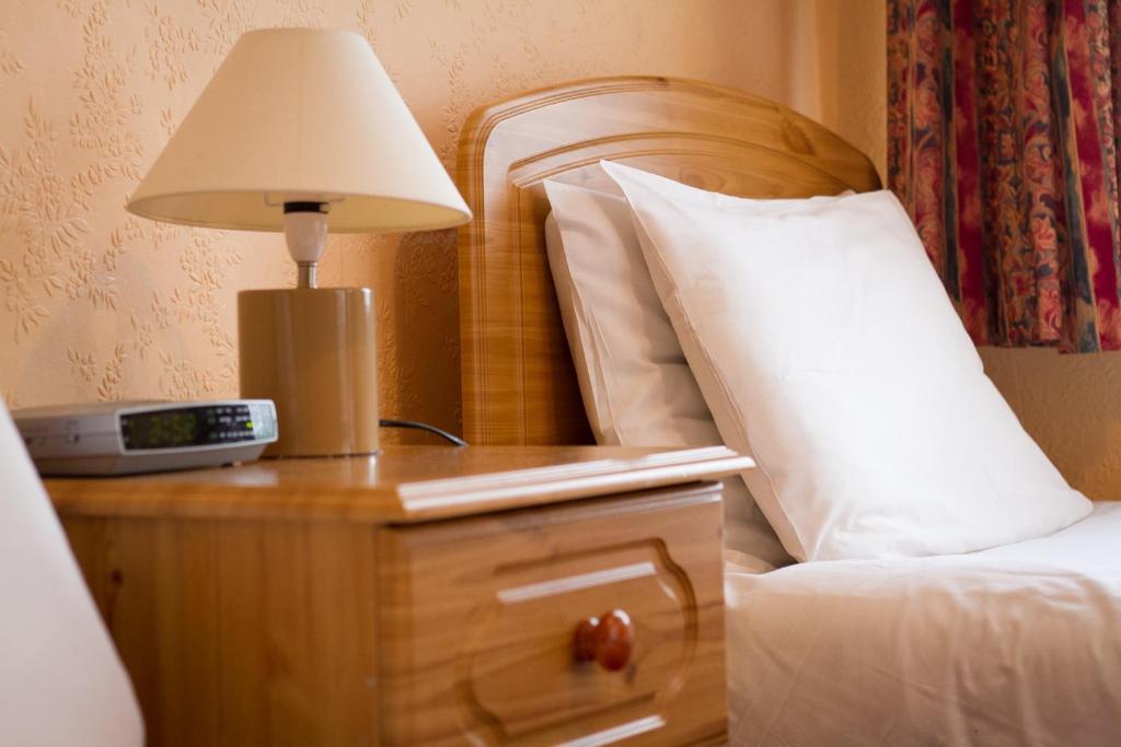 Travelrest Centre Seafront Hotel Борнмът Стая снимка