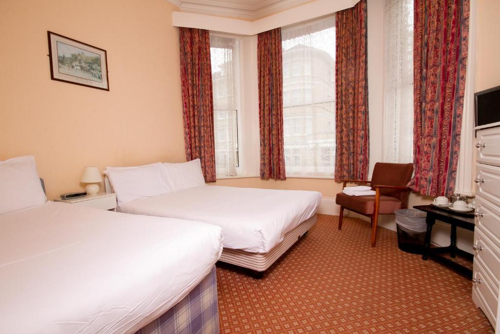 Travelrest Centre Seafront Hotel Борнмът Стая снимка