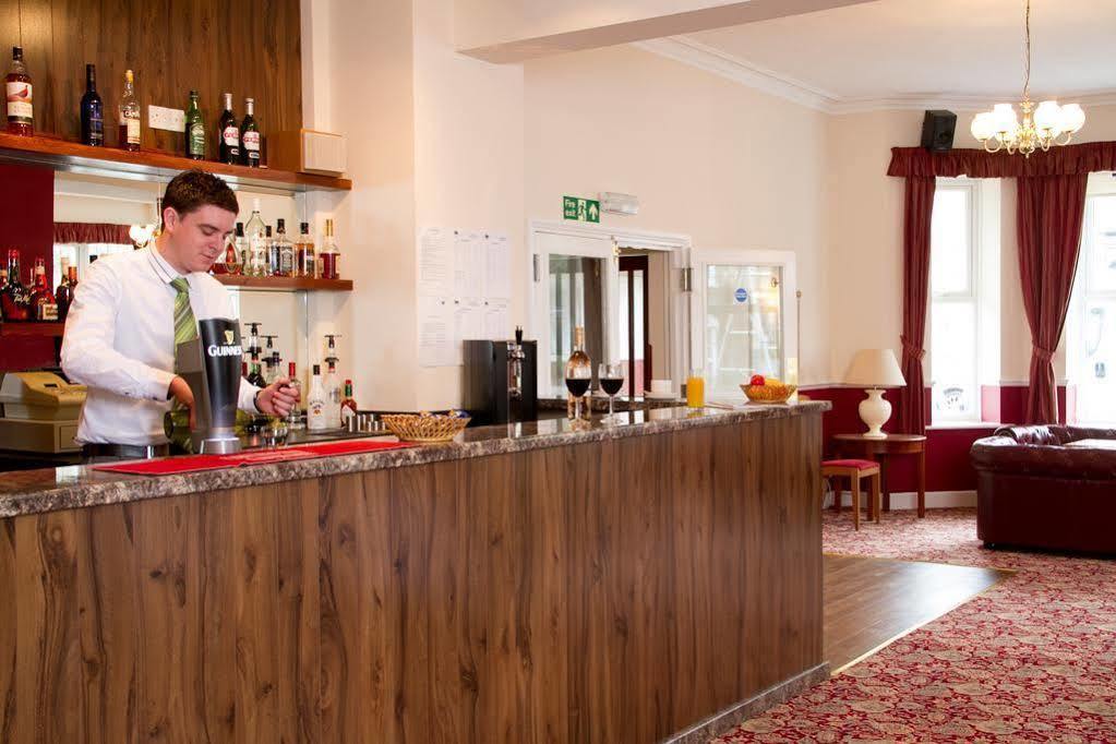 Travelrest Centre Seafront Hotel Борнмът Екстериор снимка
